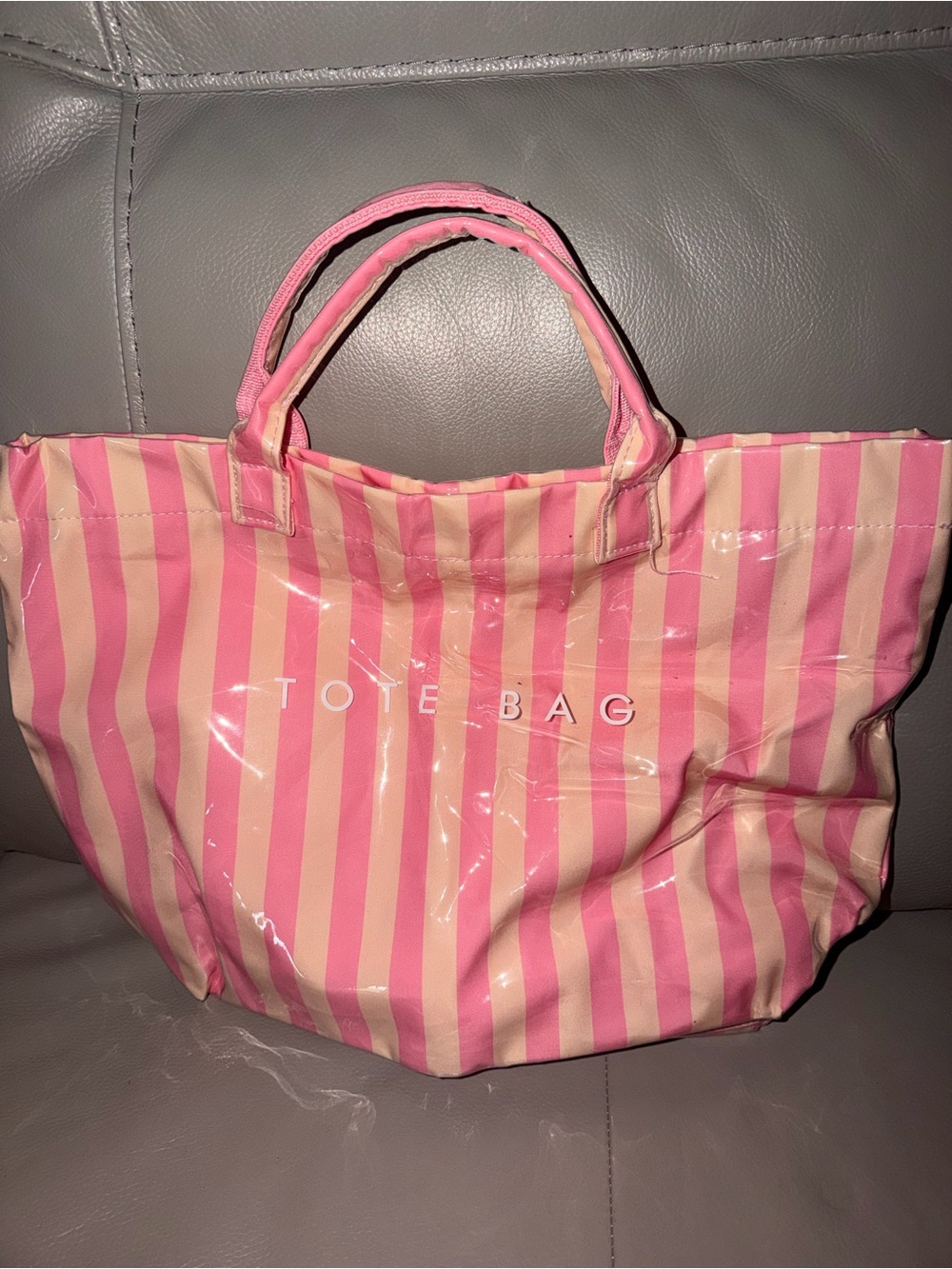 Tote bag